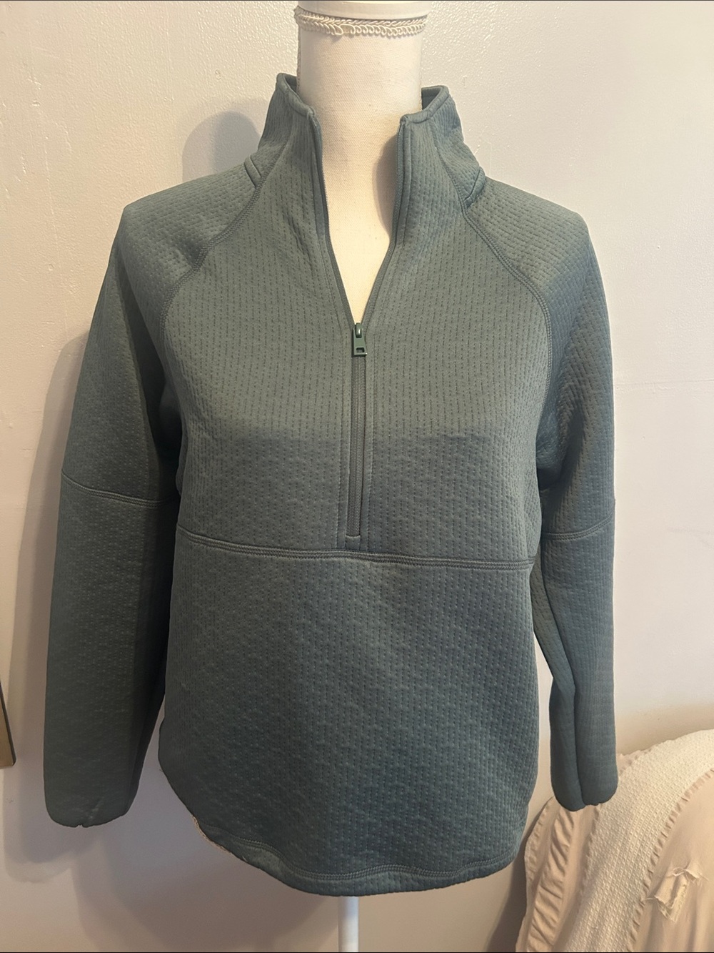 Eddie Bauer Super Soft Quarter Zip